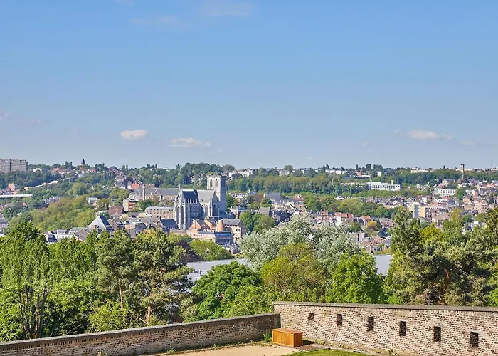 Des Coteaux *